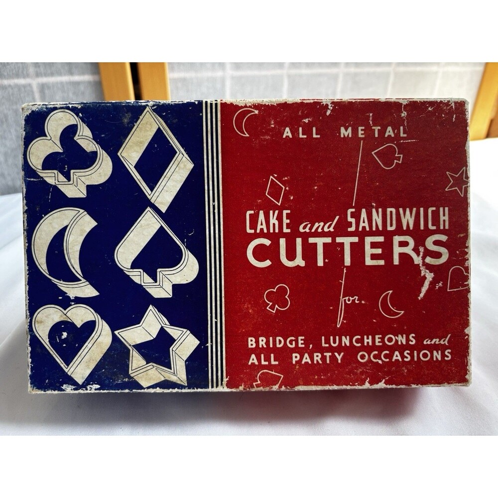 Set Of 6 Vintage All Metal Cake & Sandwich Cutters W/Original Box MCM 1950s